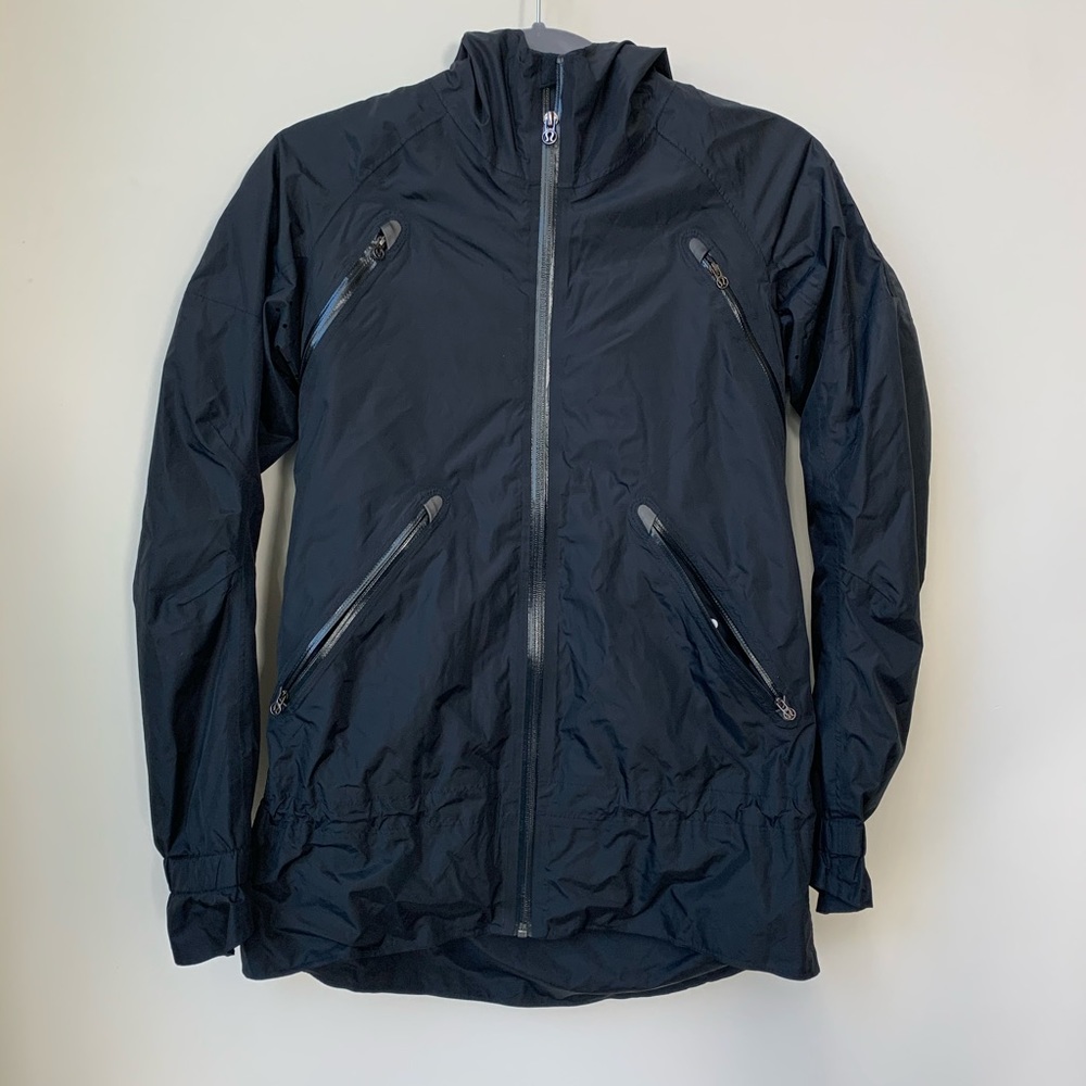 Lululemon Make it Rain Windbreaker Jacket